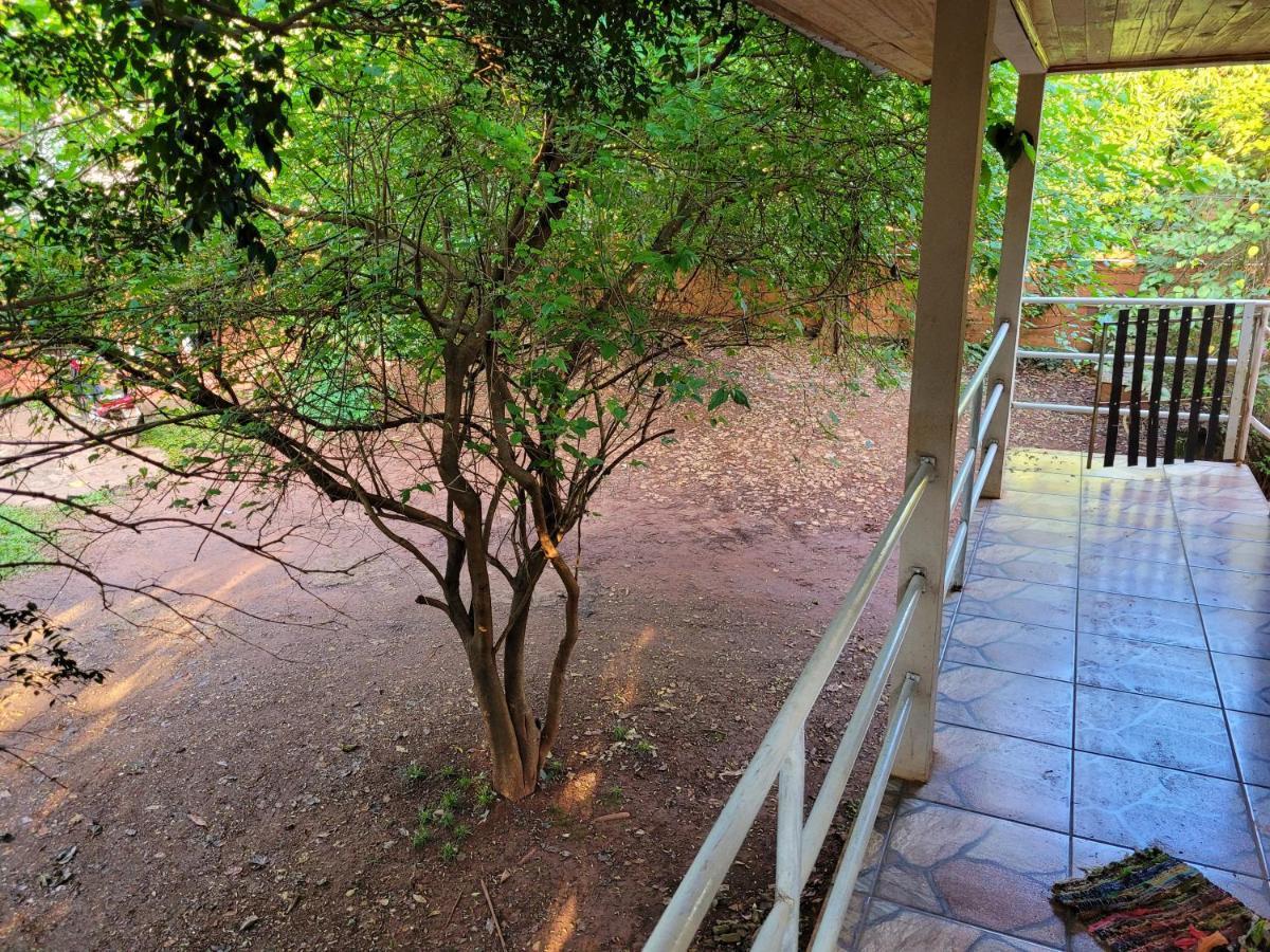 Appartamento Dona Isabel Puerto Iguazú Esterno foto